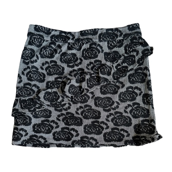 Anthropologie Charlie & Robin Jacquard Rose Floral Ruffle Mini Skirt M Wool Gray - Picture 1 of 8